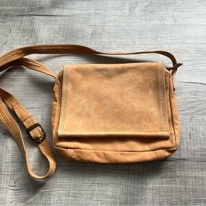 Vintage Emily Ann of Boca Raton Leather Flap Messenger Crossbody Bag